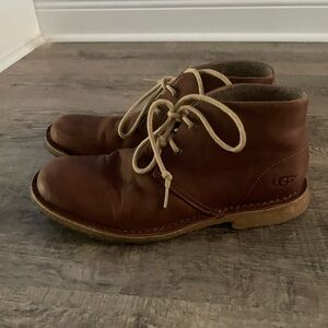 UGG Men's Leighton chukka boots Size 13